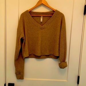 ALO Muse V Neck Pullover